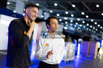 2024-07-18 - DE VRIES Nyck (nld), Mahindra Racing, Mahindra M9Electro, portrait during the 2024 Hankook London ePrix, 10th meeting of the 2023-24 ABB FIA Formula E World Championship, on the ExCeL London from June 18 to 21, 2024 in London, United Kingdom - 2024 FORMULA E LONDON EPRIX - FORMULA E - MOTORS