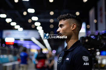 2024-07-18 - WEHRLEIN Pascal (ger), TAG HEUER Porsche Formula E Team, Porsche 99X Electric, portrait during the 2024 Hankook London ePrix, 10th meeting of the 2023-24 ABB FIA Formula E World Championship, on the ExCeL London from June 18 to 21, 2024 in London, United Kingdom - 2024 FORMULA E LONDON EPRIX - FORMULA E - MOTORS