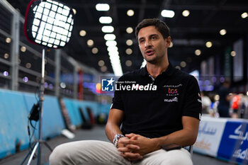 2024-07-18 - EVANS Mitch (nzl), Jaguar TCS Racing, Jaguar I-Type 6, portrait during the 2024 Hankook London ePrix, 10th meeting of the 2023-24 ABB FIA Formula E World Championship, on the ExCeL London from June 18 to 21, 2024 in London, United Kingdom - 2024 FORMULA E LONDON EPRIX - FORMULA E - MOTORS