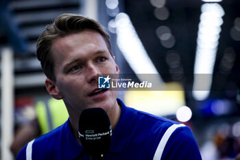 2024-07-18 - GUNTHER Maximilian (ger), Maserati MSG Racing, Maserati Tipo Folgore, portrait during the 2024 Hankook London ePrix, 10th meeting of the 2023-24 ABB FIA Formula E World Championship, on the ExCeL London from June 18 to 21, 2024 in London, United Kingdom - 2024 FORMULA E LONDON EPRIX - FORMULA E - MOTORS