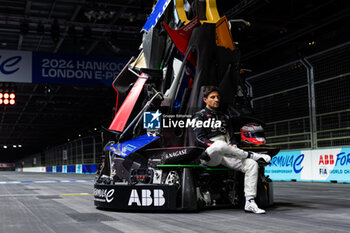 2024-07-19 - EVANS Mitch (nzl), Jaguar TCS Racing, Jaguar I-Type 6, portrait during the 2024 Hankook London ePrix, 10th meeting of the 2023-24 ABB FIA Formula E World Championship, on the ExCeL London from June 18 to 21, 2024 in London, United Kingdom - 2024 FORMULA E LONDON EPRIX - FORMULA E - MOTORS