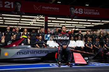 2024-07-19 - DE VRIES Nyck (nld), Mahindra Racing, Mahindra M9Electro, portrait during the 2024 Hankook London ePrix, 10th meeting of the 2023-24 ABB FIA Formula E World Championship, on the ExCeL London from June 18 to 21, 2024 in London, United Kingdom - 2024 FORMULA E LONDON EPRIX - FORMULA E - MOTORS