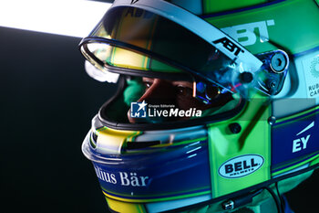 2024-07-19 - DI GRASSI Lucas (bra), ABT CUPRA Formula E Team, Mahindra M9Electro, portrait during the 2024 Hankook London ePrix, 10th meeting of the 2023-24 ABB FIA Formula E World Championship, on the ExCeL London from June 18 to 21, 2024 in London, United Kingdom - 2024 FORMULA E LONDON EPRIX - FORMULA E - MOTORS