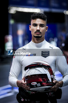 2024-07-19 - WEHRLEIN Pascal (ger), TAG HEUER Porsche Formula E Team, Porsche 99X Electric, portrait during the 2024 Hankook London ePrix, 10th meeting of the 2023-24 ABB FIA Formula E World Championship, on the ExCeL London from June 18 to 21, 2024 in London, United Kingdom - 2024 FORMULA E LONDON EPRIX - FORMULA E - MOTORS