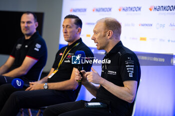 2024-07-19 - CHARLES Phil, DS PENSKE Team Director, portrait, during the 2024 Hankook London ePrix, 10th meeting of the 2023-24 ABB FIA Formula E World Championship, on the ExCeL London from June 18 to 21, 2024 in London, United Kingdom - 2024 FORMULA E LONDON EPRIX - FORMULA E - MOTORS