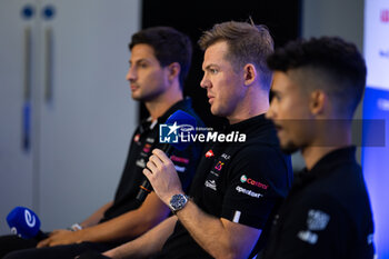 2024-07-19 - CASSIDY Nick (nzl), Jaguar TCS Racing, Jaguar I-Type 6, portrait, Drivers Press Conference during the 2024 Hankook London ePrix, 10th meeting of the 2023-24 ABB FIA Formula E World Championship, on the ExCeL London from June 18 to 21, 2024 in London, United Kingdom - 2024 FORMULA E LONDON EPRIX - FORMULA E - MOTORS