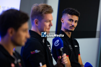 2024-07-19 - WEHRLEIN Pascal (ger), TAG HEUER Porsche Formula E Team, Porsche 99X Electric, portrait, Drivers Press Conference during the 2024 Hankook London ePrix, 10th meeting of the 2023-24 ABB FIA Formula E World Championship, on the ExCeL London from June 18 to 21, 2024 in London, United Kingdom - 2024 FORMULA E LONDON EPRIX - FORMULA E - MOTORS