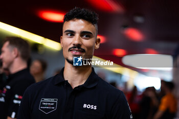 2024-07-19 - WEHRLEIN Pascal (ger), TAG HEUER Porsche Formula E Team, Porsche 99X Electric, portrait, Media Pen during the 2024 Hankook London ePrix, 10th meeting of the 2023-24 ABB FIA Formula E World Championship, on the ExCeL London from June 18 to 21, 2024 in London, United Kingdom - 2024 FORMULA E LONDON EPRIX - FORMULA E - MOTORS