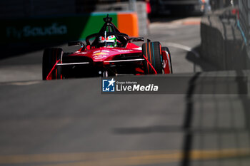 2024-07-19 - 23 FENESTRAZ Sacha (fra), Nissan Formula E Team, Nissan e-4ORCE 04, action during the 2024 Hankook London ePrix, 10th meeting of the 2023-24 ABB FIA Formula E World Championship, on the ExCeL London from June 18 to 21, 2024 in London, United Kingdom - 2024 FORMULA E LONDON EPRIX - FORMULA E - MOTORS