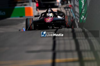 2024-07-19 - 48 MORTARA Edoardo (swi), Mahindra Racing, Mahindra M9Electro, action during the 2024 Hankook London ePrix, 10th meeting of the 2023-24 ABB FIA Formula E World Championship, on the ExCeL London from June 18 to 21, 2024 in London, United Kingdom - 2024 FORMULA E LONDON EPRIX - FORMULA E - MOTORS