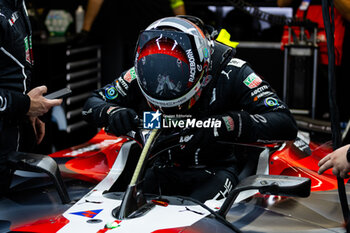 2024-07-19 - DA COSTA Antonio Felix (prt), TAG HEUER Porsche Formula E Team, Porsche 99X Electric, portrait during the 2024 Hankook London ePrix, 10th meeting of the 2023-24 ABB FIA Formula E World Championship, on the ExCeL London from June 18 to 21, 2024 in London, United Kingdom - 2024 FORMULA E LONDON EPRIX - FORMULA E - MOTORS