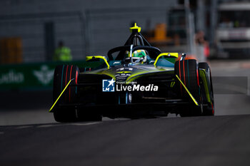 2024-07-19 - 11 DI GRASSI Lucas (bra), ABT CUPRA Formula E Team, Mahindra M9Electro, action during the 2024 Hankook London ePrix, 10th meeting of the 2023-24 ABB FIA Formula E World Championship, on the ExCeL London from June 18 to 21, 2024 in London, United Kingdom - 2024 FORMULA E LONDON EPRIX - FORMULA E - MOTORS