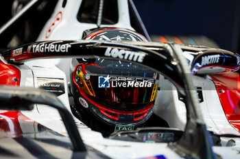 2024-07-19 - WEHRLEIN Pascal (ger), TAG HEUER Porsche Formula E Team, Porsche 99X Electric, portrait during the 2024 Hankook London ePrix, 10th meeting of the 2023-24 ABB FIA Formula E World Championship, on the ExCeL London from June 18 to 21, 2024 in London, United Kingdom - 2024 FORMULA E LONDON EPRIX - FORMULA E - MOTORS