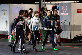 2024-07-19 - BUEMI Sébastien (swi), Envision Racing, Jaguar I-Type 6, portrait, DA COSTA Antonio Felix (prt), TAG HEUER Porsche Formula E Team, Porsche 99X Electric, portrait during the 2024 Hankook London ePrix, 10th meeting of the 2023-24 ABB FIA Formula E World Championship, on the ExCeL London from June 18 to 21, 2024 in London, United Kingdom - 2024 FORMULA E LONDON EPRIX - FORMULA E - MOTORS