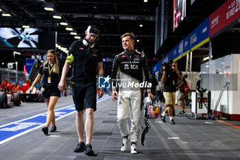 2024-07-19 - CASSIDY Nick (nzl), Jaguar TCS Racing, Jaguar I-Type 6, portrait during the 2024 Hankook London ePrix, 10th meeting of the 2023-24 ABB FIA Formula E World Championship, on the ExCeL London from June 18 to 21, 2024 in London, United Kingdom - 2024 FORMULA E LONDON EPRIX - FORMULA E - MOTORS