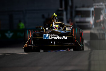 2024-07-19 - 02 VANDOORNE Stoffel (bel), DS Penske, DS E-Tense FE23, action during the 2024 Hankook London ePrix, 10th meeting of the 2023-24 ABB FIA Formula E World Championship, on the ExCeL London from June 18 to 21, 2024 in London, United Kingdom - 2024 FORMULA E LONDON EPRIX - FORMULA E - MOTORS