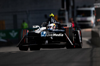 2024-07-19 - 37 CASSIDY Nick (nzl), Jaguar TCS Racing, Jaguar I-Type 6, action during the 2024 Hankook London ePrix, 10th meeting of the 2023-24 ABB FIA Formula E World Championship, on the ExCeL London from June 18 to 21, 2024 in London, United Kingdom - 2024 FORMULA E LONDON EPRIX - FORMULA E - MOTORS