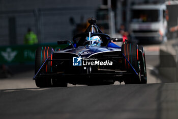 2024-07-19 - 07 GUNTHER Maximilian (ger), Maserati MSG Racing, Maserati Tipo Folgore, action during the 2024 Hankook London ePrix, 10th meeting of the 2023-24 ABB FIA Formula E World Championship, on the ExCeL London from June 18 to 21, 2024 in London, United Kingdom - 2024 FORMULA E LONDON EPRIX - FORMULA E - MOTORS