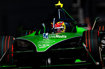 2024-07-19 - 04 FRIJNS Robin (nld), Envision Racing, Jaguar I-Type 6, action during the 2024 Hankook London ePrix, 10th meeting of the 2023-24 ABB FIA Formula E World Championship, on the ExCeL London from June 18 to 21, 2024 in London, United Kingdom - 2024 FORMULA E LONDON EPRIX - FORMULA E - MOTORS