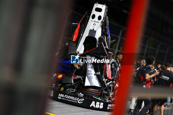 2024-07-19 - Statue during the 2024 Hankook London ePrix, 10th meeting of the 2023-24 ABB FIA Formula E World Championship, on the ExCeL London from June 18 to 21, 2024 in London, United Kingdom - 2024 FORMULA E LONDON EPRIX - FORMULA E - MOTORS