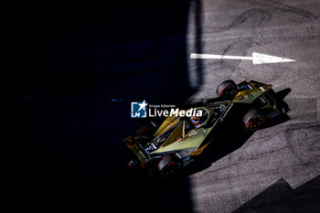 2024-07-19 - 25 VERGNE Jean-Eric (fra), DS Penske, DS E-Tense FE23, action during the 2024 Hankook London ePrix, 10th meeting of the 2023-24 ABB FIA Formula E World Championship, on the ExCeL London from June 18 to 21, 2024 in London, United Kingdom - 2024 FORMULA E LONDON EPRIX - FORMULA E - MOTORS