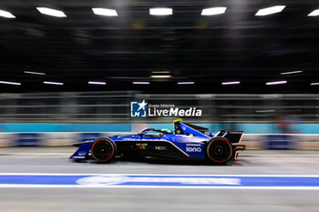 2024-07-19 - 18 DARUVALA Jehan (ind), Maserati MSG Racing, Maserati Tipo Folgore, action during the 2024 Hankook London ePrix, 10th meeting of the 2023-24 ABB FIA Formula E World Championship, on the ExCeL London from June 18 to 21, 2024 in London, United Kingdom - 2024 FORMULA E LONDON EPRIX - FORMULA E - MOTORS