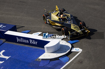 2024-07-19 - 25 VERGNE Jean-Eric (fra), DS Penske, DS E-Tense FE23, action during the 2024 Hankook London ePrix, 10th meeting of the 2023-24 ABB FIA Formula E World Championship, on the ExCeL London from June 18 to 21, 2024 in London, United Kingdom - 2024 FORMULA E LONDON EPRIX - FORMULA E - MOTORS