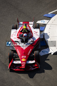 2024-07-19 - 22 ROWLAND Oliver (gbr), Nissan Formula E Team, Nissan e-4ORCE 04, action during the 2024 Hankook London ePrix, 10th meeting of the 2023-24 ABB FIA Formula E World Championship, on the ExCeL London from June 18 to 21, 2024 in London, United Kingdom - 2024 FORMULA E LONDON EPRIX - FORMULA E - MOTORS