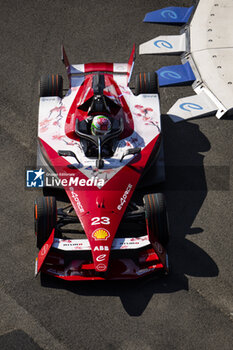 2024-07-19 - 23 FENESTRAZ Sacha (fra), Nissan Formula E Team, Nissan e-4ORCE 04, action during the 2024 Hankook London ePrix, 10th meeting of the 2023-24 ABB FIA Formula E World Championship, on the ExCeL London from June 18 to 21, 2024 in London, United Kingdom - 2024 FORMULA E LONDON EPRIX - FORMULA E - MOTORS