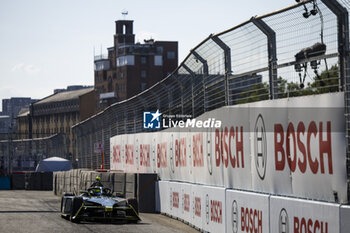 2024-07-19 - 03 SETTE CAMARA Sergio (bra), ERT Formula E Team, ERT X24, action during the 2024 Hankook London ePrix, 10th meeting of the 2023-24 ABB FIA Formula E World Championship, on the ExCeL London from June 18 to 21, 2024 in London, United Kingdom - 2024 FORMULA E LONDON EPRIX - FORMULA E - MOTORS