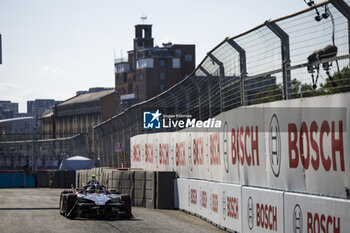 2024-07-19 - 13 DA COSTA Antonio Felix (prt), TAG HEUER Porsche Formula E Team, Porsche 99X Electric, action during the 2024 Hankook London ePrix, 10th meeting of the 2023-24 ABB FIA Formula E World Championship, on the ExCeL London from June 18 to 21, 2024 in London, United Kingdom - 2024 FORMULA E LONDON EPRIX - FORMULA E - MOTORS