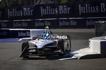 2024-07-19 - 13 DA COSTA Antonio Felix (prt), TAG HEUER Porsche Formula E Team, Porsche 99X Electric, action during the 2024 Hankook London ePrix, 10th meeting of the 2023-24 ABB FIA Formula E World Championship, on the ExCeL London from June 18 to 21, 2024 in London, United Kingdom - 2024 FORMULA E LONDON EPRIX - FORMULA E - MOTORS