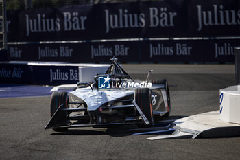 2024-07-19 - 09 EVANS Mitch (nzl), Jaguar TCS Racing, Jaguar I-Type 6, action during the 2024 Hankook London ePrix, 10th meeting of the 2023-24 ABB FIA Formula E World Championship, on the ExCeL London from June 18 to 21, 2024 in London, United Kingdom - 2024 FORMULA E LONDON EPRIX - FORMULA E - MOTORS