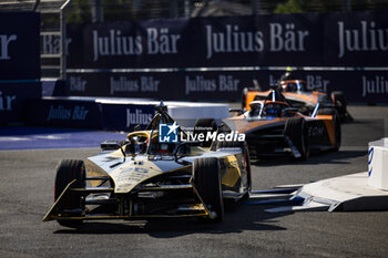 2024-07-19 - 25 VERGNE Jean-Eric (fra), DS Penske, DS E-Tense FE23, action during the 2024 Hankook London ePrix, 10th meeting of the 2023-24 ABB FIA Formula E World Championship, on the ExCeL London from June 18 to 21, 2024 in London, United Kingdom - 2024 FORMULA E LONDON EPRIX - FORMULA E - MOTORS