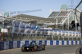 2024-07-19 - 51 MULLER Nico (swi), ABT CUPRA Formula E Team, Mahindra M9Electro, action during the 2024 Hankook London ePrix, 10th meeting of the 2023-24 ABB FIA Formula E World Championship, on the ExCeL London from June 18 to 21, 2024 in London, United Kingdom - 2024 FORMULA E LONDON EPRIX - FORMULA E - MOTORS