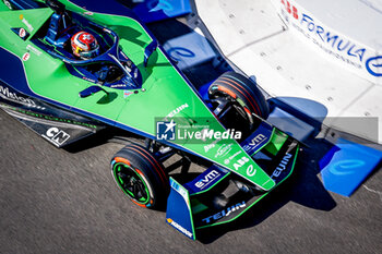 2024-07-19 - 16 BUEMI Sébastien (swi), Envision Racing, Jaguar I-Type 6, action during the 2024 Hankook London ePrix, 10th meeting of the 2023-24 ABB FIA Formula E World Championship, on the ExCeL London from June 18 to 21, 2024 in London, United Kingdom - 2024 FORMULA E LONDON EPRIX - FORMULA E - MOTORS