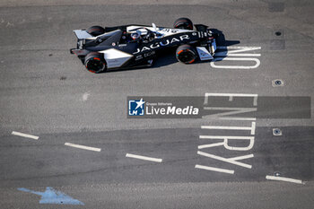 2024-07-19 - 09 EVANS Mitch (nzl), Jaguar TCS Racing, Jaguar I-Type 6, action during the 2024 Hankook London ePrix, 10th meeting of the 2023-24 ABB FIA Formula E World Championship, on the ExCeL London from June 18 to 21, 2024 in London, United Kingdom - 2024 FORMULA E LONDON EPRIX - FORMULA E - MOTORS