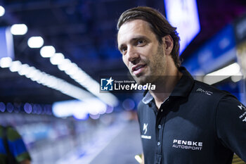 2024-07-19 - VERGNE Jean-Eric (fra), DS Penske, DS E-Tense FE23, portrait during the 2024 Hankook London ePrix, 10th meeting of the 2023-24 ABB FIA Formula E World Championship, on the ExCeL London from June 18 to 21, 2024 in London, United Kingdom - 2024 FORMULA E LONDON EPRIX - FORMULA E - MOTORS