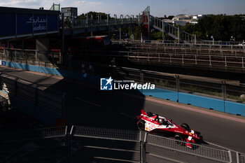 2024-07-19 - 23 FENESTRAZ Sacha (fra), Nissan Formula E Team, Nissan e-4ORCE 04, action during the 2024 Hankook London ePrix, 10th meeting of the 2023-24 ABB FIA Formula E World Championship, on the ExCeL London from June 18 to 21, 2024 in London, United Kingdom - 2024 FORMULA E LONDON EPRIX - FORMULA E - MOTORS