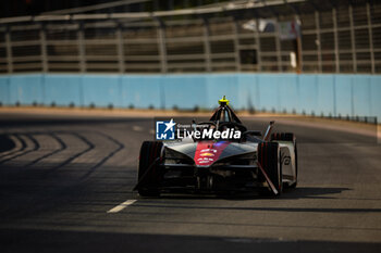 2024-07-19 - 21 DE VRIES Nyck (nld), Mahindra Racing, Mahindra M9Electro, action during the 2024 Hankook London ePrix, 10th meeting of the 2023-24 ABB FIA Formula E World Championship, on the ExCeL London from June 18 to 21, 2024 in London, United Kingdom - 2024 FORMULA E LONDON EPRIX - FORMULA E - MOTORS