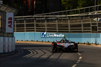 2024-07-19 - 13 DA COSTA Antonio Felix (prt), TAG HEUER Porsche Formula E Team, Porsche 99X Electric, action during the 2024 Hankook London ePrix, 10th meeting of the 2023-24 ABB FIA Formula E World Championship, on the ExCeL London from June 18 to 21, 2024 in London, United Kingdom - 2024 FORMULA E LONDON EPRIX - FORMULA E - MOTORS