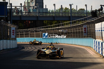 2024-07-19 - 25 VERGNE Jean-Eric (fra), DS Penske, DS E-Tense FE23, action during the 2024 Hankook London ePrix, 10th meeting of the 2023-24 ABB FIA Formula E World Championship, on the ExCeL London from June 18 to 21, 2024 in London, United Kingdom - 2024 FORMULA E LONDON EPRIX - FORMULA E - MOTORS