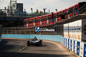 2024-07-19 - 09 EVANS Mitch (nzl), Jaguar TCS Racing, Jaguar I-Type 6, action during the 2024 Hankook London ePrix, 10th meeting of the 2023-24 ABB FIA Formula E World Championship, on the ExCeL London from June 18 to 21, 2024 in London, United Kingdom - 2024 FORMULA E LONDON EPRIX - FORMULA E - MOTORS