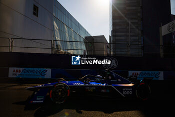 2024-07-19 - 07 GUNTHER Maximilian (ger), Maserati MSG Racing, Maserati Tipo Folgore, action during the 2024 Hankook London ePrix, 10th meeting of the 2023-24 ABB FIA Formula E World Championship, on the ExCeL London from June 18 to 21, 2024 in London, United Kingdom - 2024 FORMULA E LONDON EPRIX - FORMULA E - MOTORS