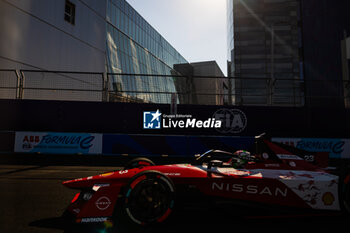 2024-07-19 - 23 FENESTRAZ Sacha (fra), Nissan Formula E Team, Nissan e-4ORCE 04, action during the 2024 Hankook London ePrix, 10th meeting of the 2023-24 ABB FIA Formula E World Championship, on the ExCeL London from June 18 to 21, 2024 in London, United Kingdom - 2024 FORMULA E LONDON EPRIX - FORMULA E - MOTORS