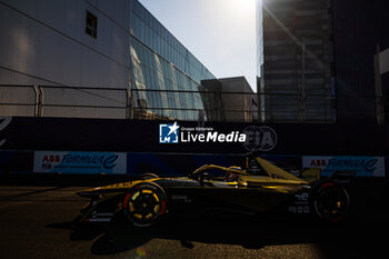 2024-07-19 - 25 VERGNE Jean-Eric (fra), DS Penske, DS E-Tense FE23, action during the 2024 Hankook London ePrix, 10th meeting of the 2023-24 ABB FIA Formula E World Championship, on the ExCeL London from June 18 to 21, 2024 in London, United Kingdom - 2024 FORMULA E LONDON EPRIX - FORMULA E - MOTORS