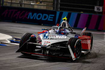 2024-07-19 - 17 NATO Norman (fra), Andretti Global, Porsche 99X Electric, action during the 2024 Hankook London ePrix, 10th meeting of the 2023-24 ABB FIA Formula E World Championship, on the ExCeL London from June 18 to 21, 2024 in London, United Kingdom - 2024 FORMULA E LONDON EPRIX - FORMULA E - MOTORS