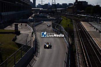 2024-07-19 - 02 VANDOORNE Stoffel (bel), DS Penske, DS E-Tense FE23, action during the 2024 Hankook London ePrix, 10th meeting of the 2023-24 ABB FIA Formula E World Championship, on the ExCeL London from June 18 to 21, 2024 in London, United Kingdom - 2024 FORMULA E LONDON EPRIX - FORMULA E - MOTORS