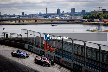 2024-07-20 - 94 WEHRLEIN Pascal (ger), TAG HEUER Porsche Formula E Team, Porsche 99X Electric, action during the 2024 Hankook London ePrix, 10th meeting of the 2023-24 ABB FIA Formula E World Championship, on the ExCeL London from June 18 to 21, 2024 in London, United Kingdom - 2024 FORMULA E LONDON EPRIX - FORMULA E - MOTORS