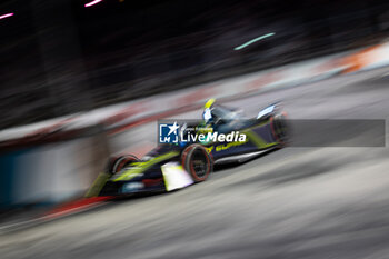 2024-07-20 - 11 DI GRASSI Lucas (bra), ABT CUPRA Formula E Team, Mahindra M9Electro, action during the 2024 Hankook London ePrix, 10th meeting of the 2023-24 ABB FIA Formula E World Championship, on the ExCeL London from June 18 to 21, 2024 in London, United Kingdom - 2024 FORMULA E LONDON EPRIX - FORMULA E - MOTORS